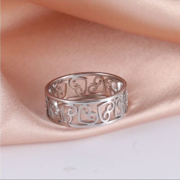 Heart Ring All Around Band Engraved Stainless Steel Silver NEW IN GIFT BOX - Picture 4 of 4